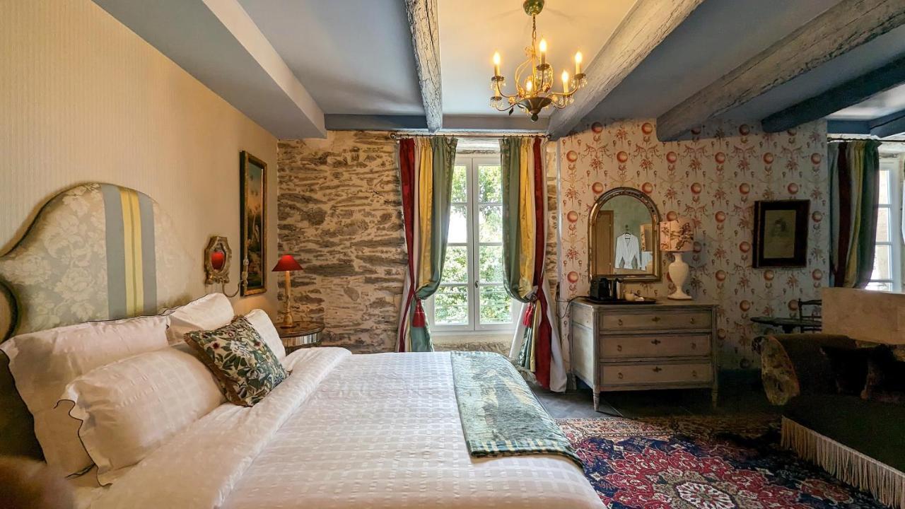 Отель La Galante Faugeres  Экстерьер фото